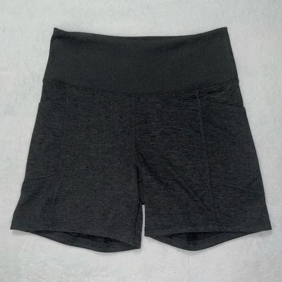 NWT Zobha Women's 2 Pack Bailey High Rise Pocket Bike Short - Picture 3 of 10